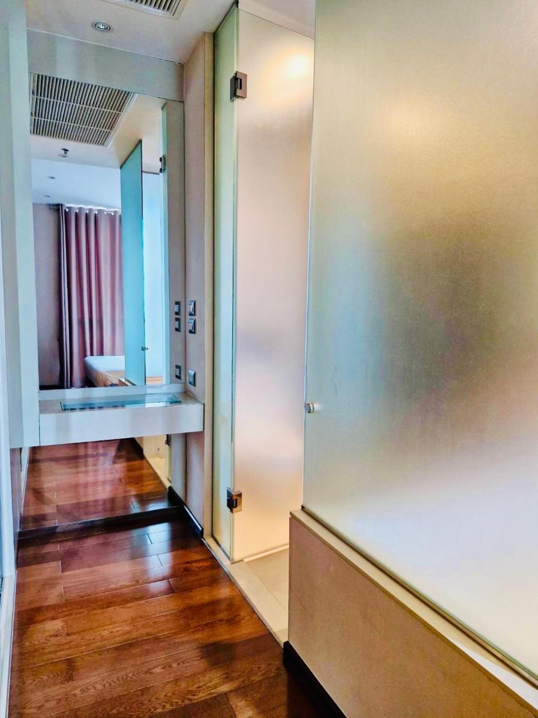 Luxury 1Bed 1Bath 300M Bts Phrom Phong, Emporium Emsphere Emquartier Bangkok Kültér fotó